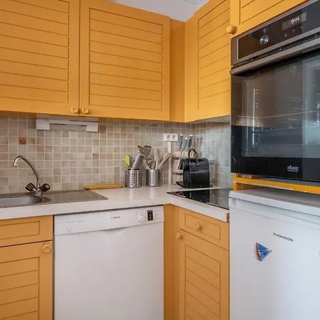 Pour 2 Adultes Et 1 Enfant- Vue Sur Le Port Apartmán La Baule