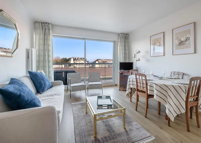 Pour 2 Adultes Et 1 Enfant- Vue Sur Le Port Апартаменты *